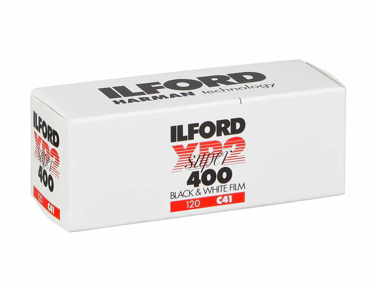 Ilford XP2 Super 400, 120 – Mustavalko rullafilmi