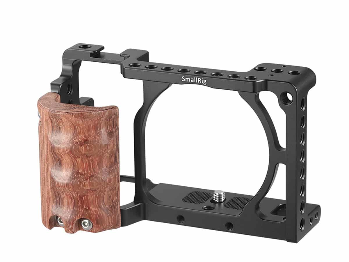 Smallrig 2082 Cage with Wooden Handgrip (Sony A6000/A6300A6500) – Kuvaushäkki